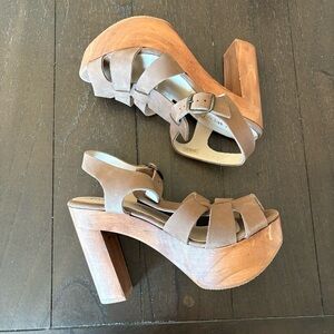 Five Worlds Wooden Clog Platform Block Heel Sandals Leather Size 7.5